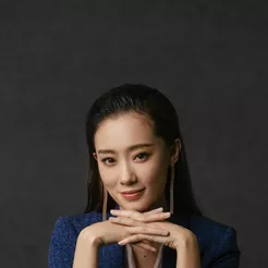 张小斐